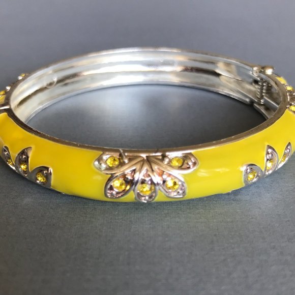 Vintage Yellow Enamel and Crystal Bangle - Picture 6 of 6